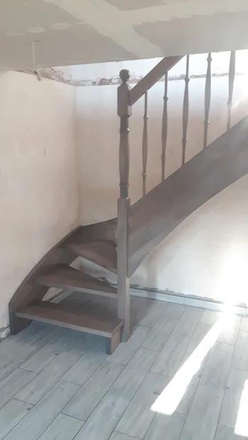 Schody samonośne — realizacja Schody Cezar, zdjęcie 97